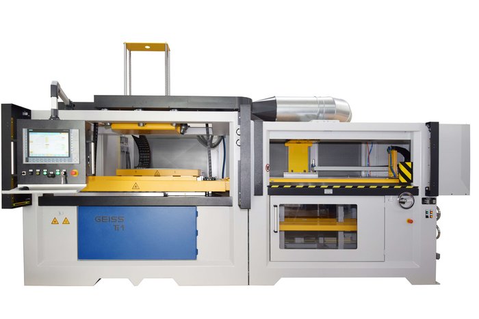TS1 Thermoforming Machine
